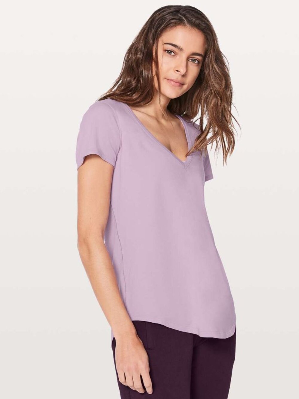 Lululemon - Love Tee - Neck Shirt - Lilac Quartz Purple - Size 6 - EUC